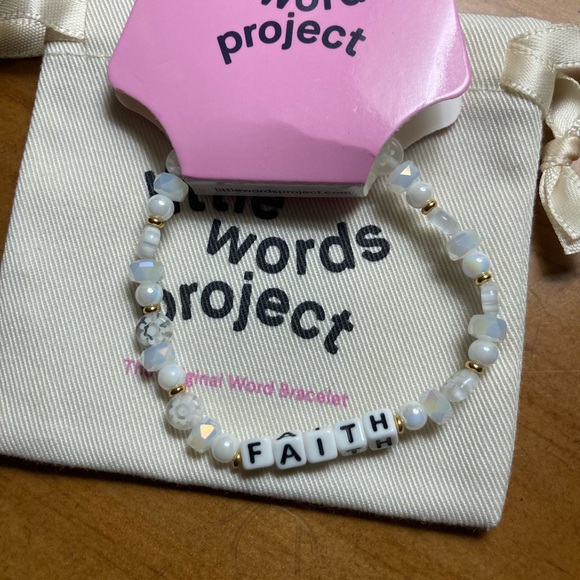Little Words Project ‘Faith’ Beaded Bracelet - Picture 3 of 5